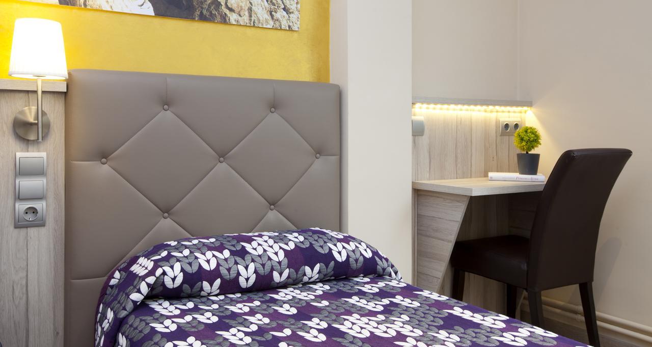 Hostal Barcelona Barcellona