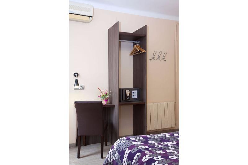 Hostal Barcelona Barcellona